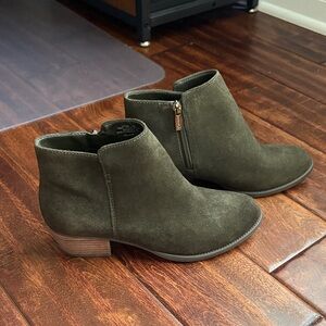 Jessica Simpson Delaine Olive Green Suede Ankle Booties